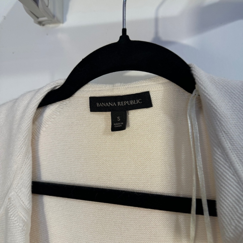 Banana Republic size S cardigan